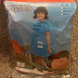 Peanuts “Lucy” costume sz small 4/6